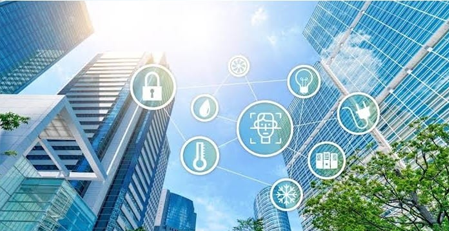 Smart building monitoring system with temperature, humidity, smoke detection, presence sensing, alerts, and emergency responder guidance